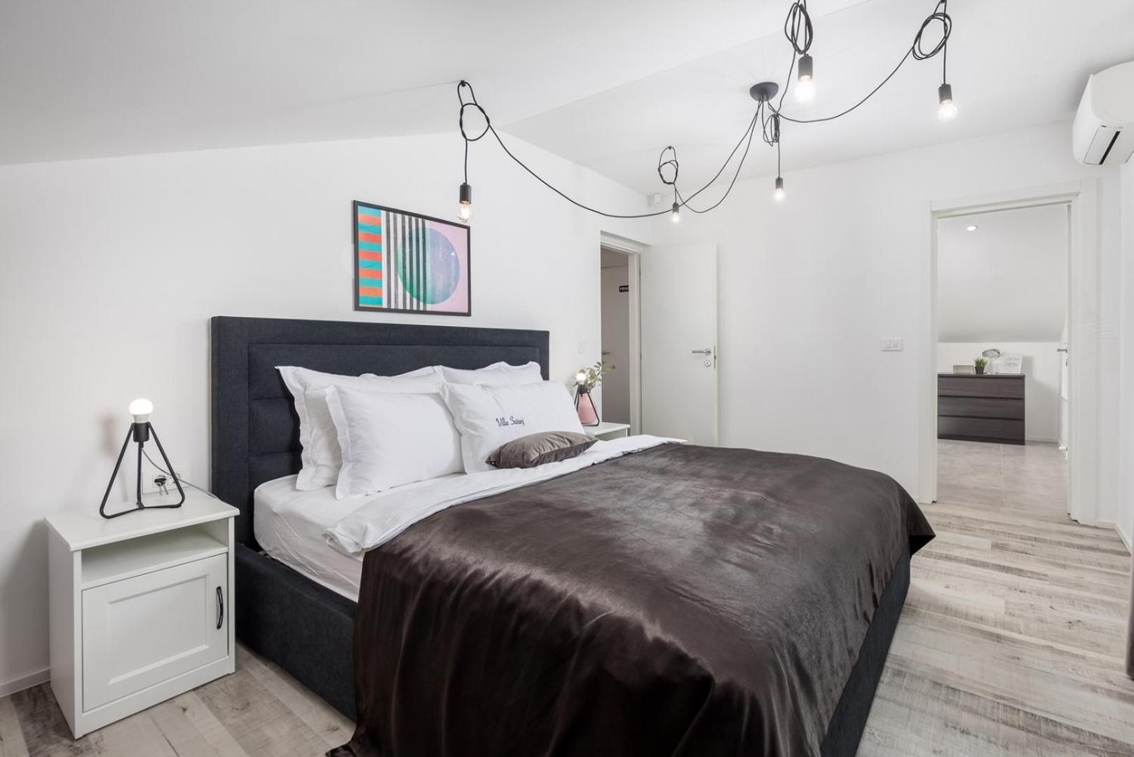 מטולי Luxury Villa Susanj מראה חיצוני תמונה