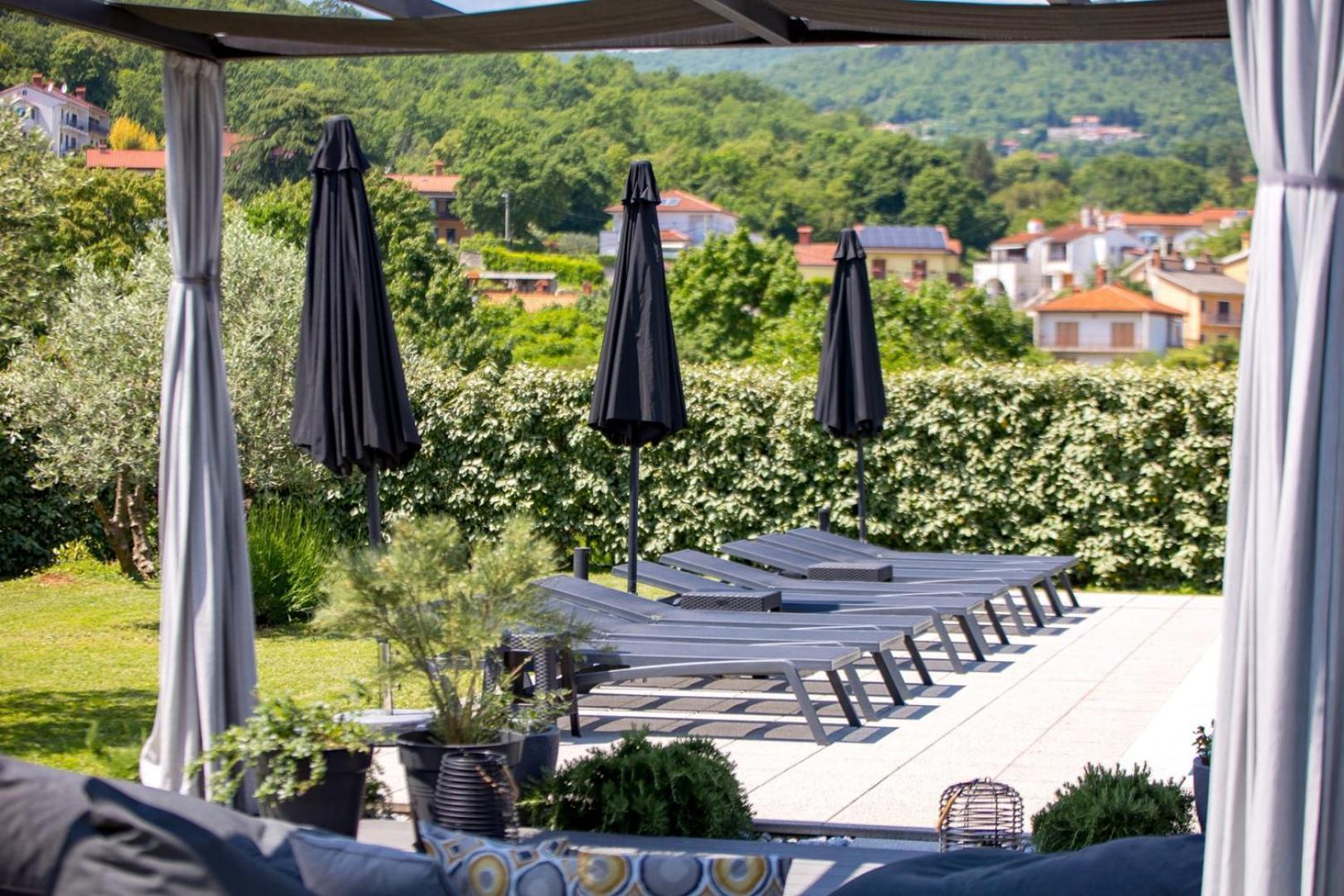 מטולי Luxury Villa Susanj מראה חיצוני תמונה
